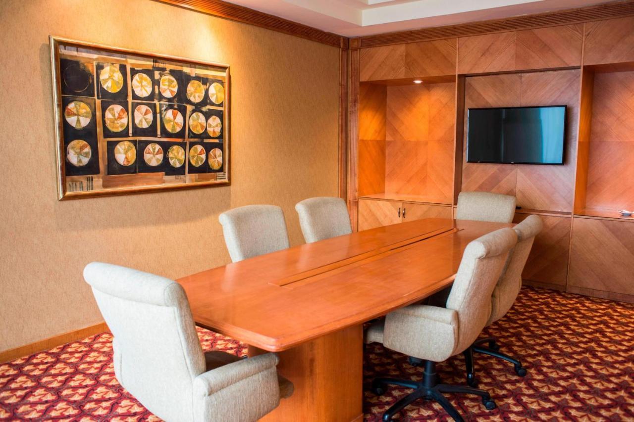Sheraton Pilar Hotel & Convention Center Dış mekan fotoğraf
