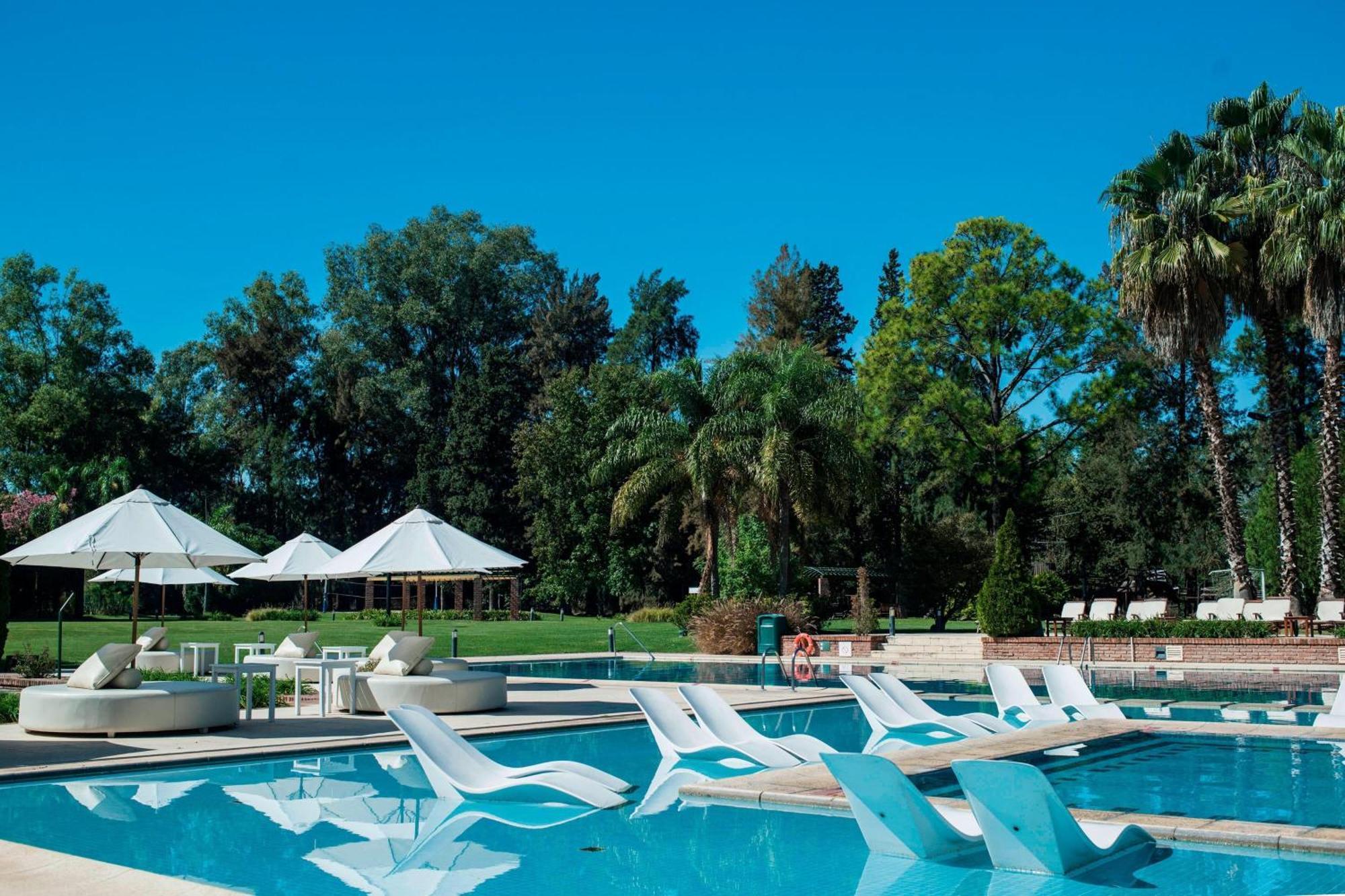 Sheraton Pilar Hotel & Convention Center Dış mekan fotoğraf